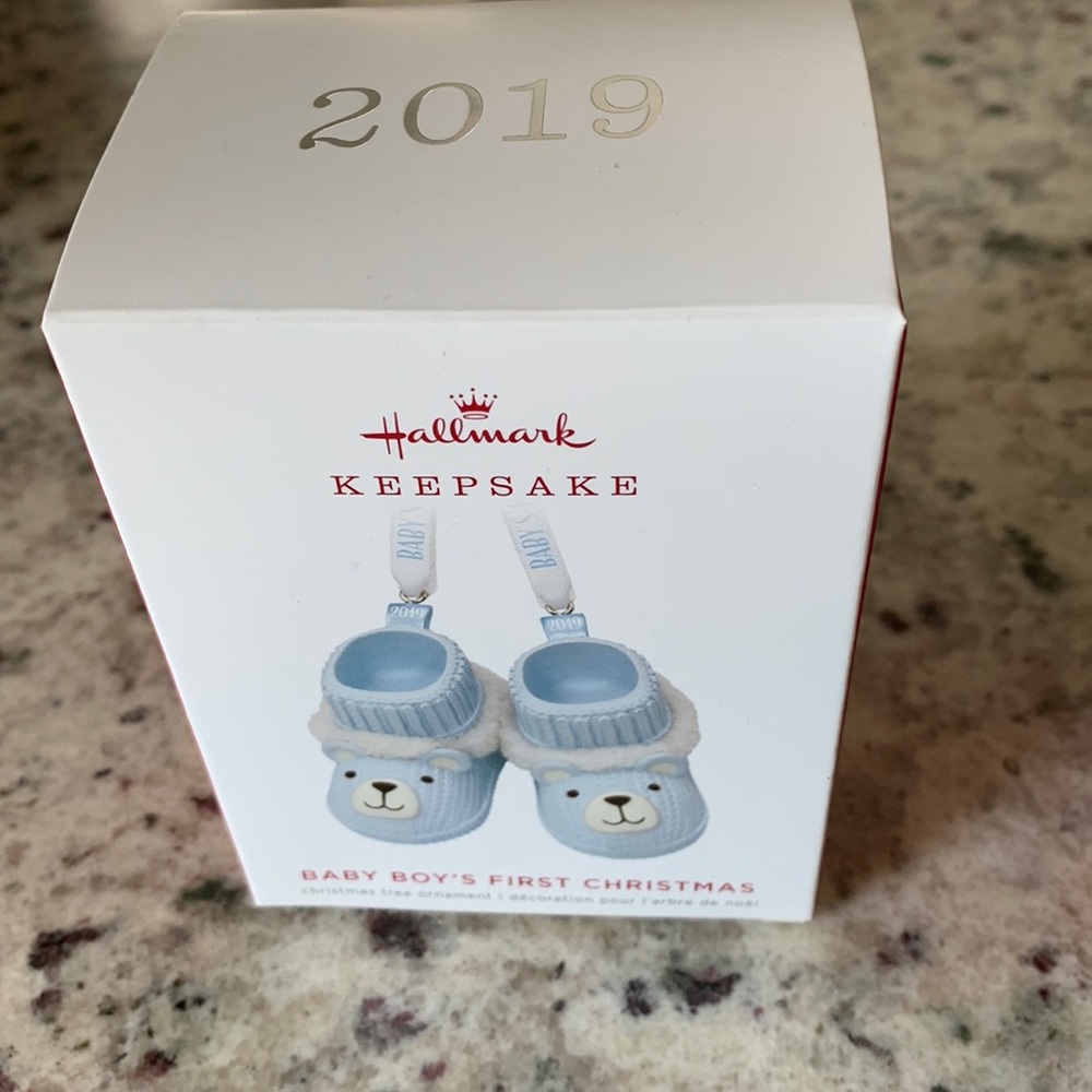Hallmark 2019 Baby Boy’s 1st Christmas tree Keepsake ornament